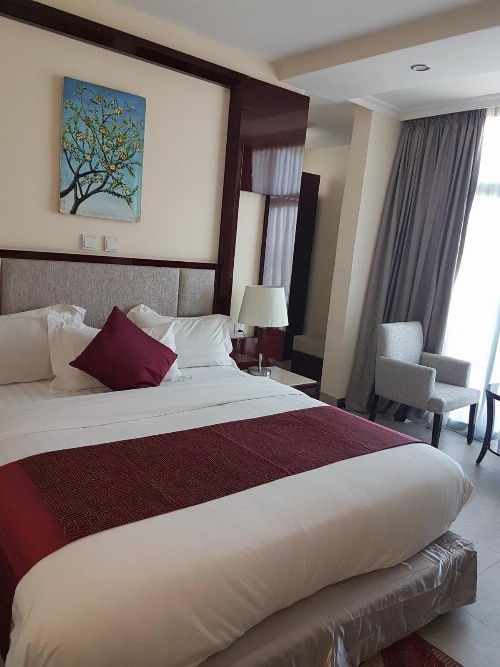 Zmama Hotel image 1